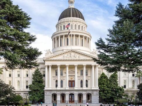 A photograph of the California Statehouse in Sacramento, California