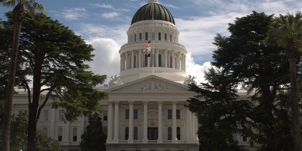 Exterior of California statehouse